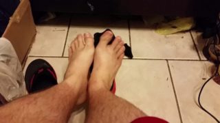 Guy Gets Kinky With His Feet