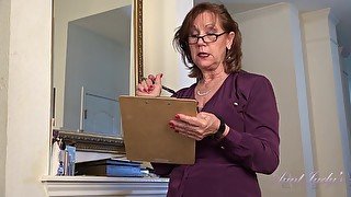 AuntJudys - 60yo Texas amateur gilf marie is you new secretary