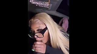 Yannaxxnicolle Fucks a Fan waiting in her car 😩