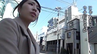 Ushio Ayana with shaved pussy moans while being nicely fingered