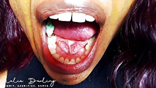 Chewing gum ASMR