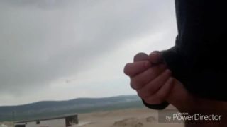 A wank in sunnybeach on a windy day..watch the cum fly