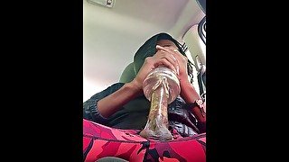 Masturbating in the car with a clear flashlight 🔦🚗 in public