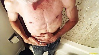 Lean daddy Richard shaves and strokes his cock