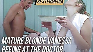 Mature blonde Vanessa peeing at the doctor