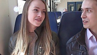 Pickup porn with girl from the train