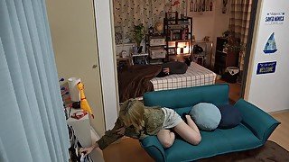 ナンパ師に連れ込まれて本気オナニー＆生ハメで発情しちゃうおさんｗ