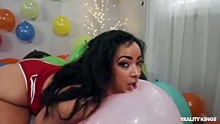 Balloons &amp; Booty Party - Bad Kittyyy