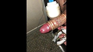 Straight cock wanted relief and a hand job. Great cock and load.