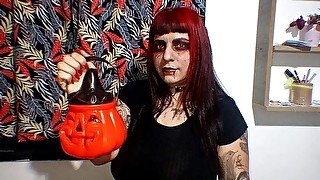 Dulce o pete? Esta vampira chupa algo mas que sangre