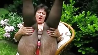 Eros & Music - Chubby Mature In Bodystocking