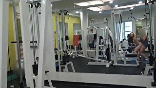 Man pays teen redhead for casual sex in the gym