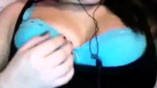 Nice Young Girl Show Tits