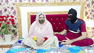 Beautiful Pakistani Bride Romantic Sex With Her Husband