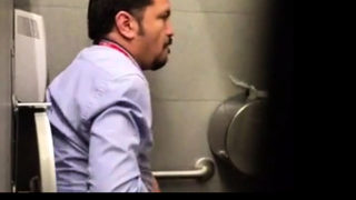 Str8 spy daddy in public toilet 2