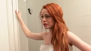 Making Ella Hughes scream from pleasure in front of a mirror