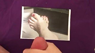 Cum Tribute To StepCousin's Feet