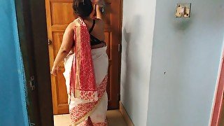 Neighbor Fucked 40 year old Pakistani while cleaning house - Softcore