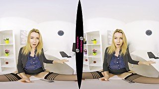 Can You Handle Yourself? featuring Hannah Z - WankitNowVR