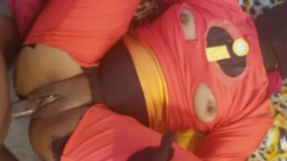 Ebony Cosplay The Incredibles Elastigirl Helen Parr Ignoring Husbands Call