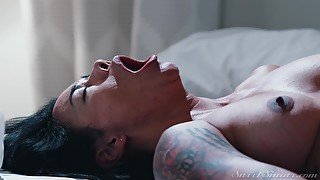 Dana Vespoli shows off her amazing cock handling skills