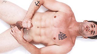 Stunning Nathan Bronson jacks off big time
