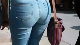 Excellent Candid Ass From Teen Girl