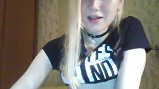 Beautiful amateur shemale college girl on live show