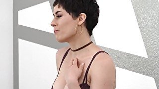 DOEGIRLS - Hairy Pussy MILF Olive Glass Reaches Multiple Hot Orgasms With Her Toy