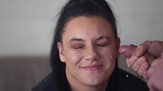 Sensual Close Up Blowjob with Hot Facial For Beautiful Pawg