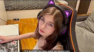 Cutie Kim - Russian Gamer Is Ready To Make A Change For Great Sex