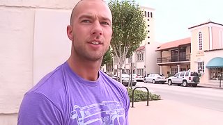 Gay Studs Fucking in a Parking Garage