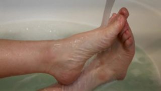 Dirty Down South- Sexy Little Wet Feet In the Bathtub (Teaser)