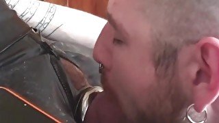 Rubberpig Deep Sucking Cock