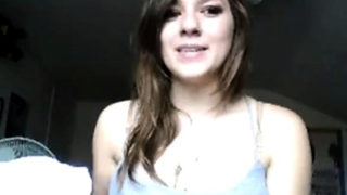 Girl shows boobs on cam