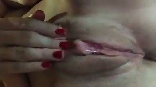 Full bodied housewife fingering her ass hole in closeup video