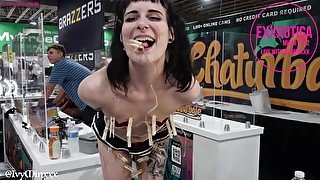 Keeping it Kinky in PUBLIC - Live at Exxxotica Miami 2022