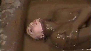 CLASSIC MESSYFUN INDOOR MUD POOL