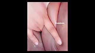 Jerkin my phat swollen clit(watch til the end) 💦