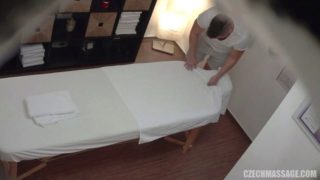 Czech babe takes a dickin on massage table