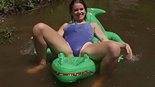 Girls Out West - Amateur cutie on a crocodile