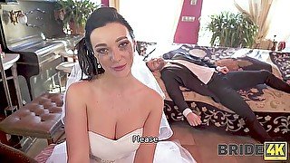 Lady Gang In Stupefying Shaved