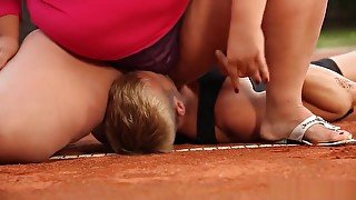 Bbw Sits On Suckers Face On The Tenniscourt