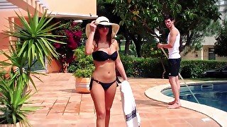 Outdoor fucking with a beautiful Latina wearing a bikini - Ana Mafalda