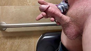 Love jerking it in public