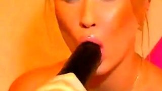 Glamorous Blonde vs. Big Dildo Anal