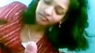 Amateur Desi wife sucking & fucking