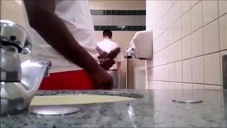 Str8 bbc play in public toilet