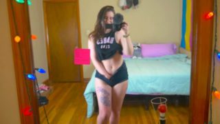 CUTIE STRIPTEASE AND MIRROR MASTURBATION