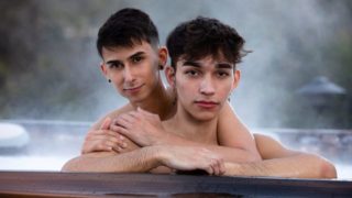 Twinks Kai Locks and Dylan Matthews fuck like crazy